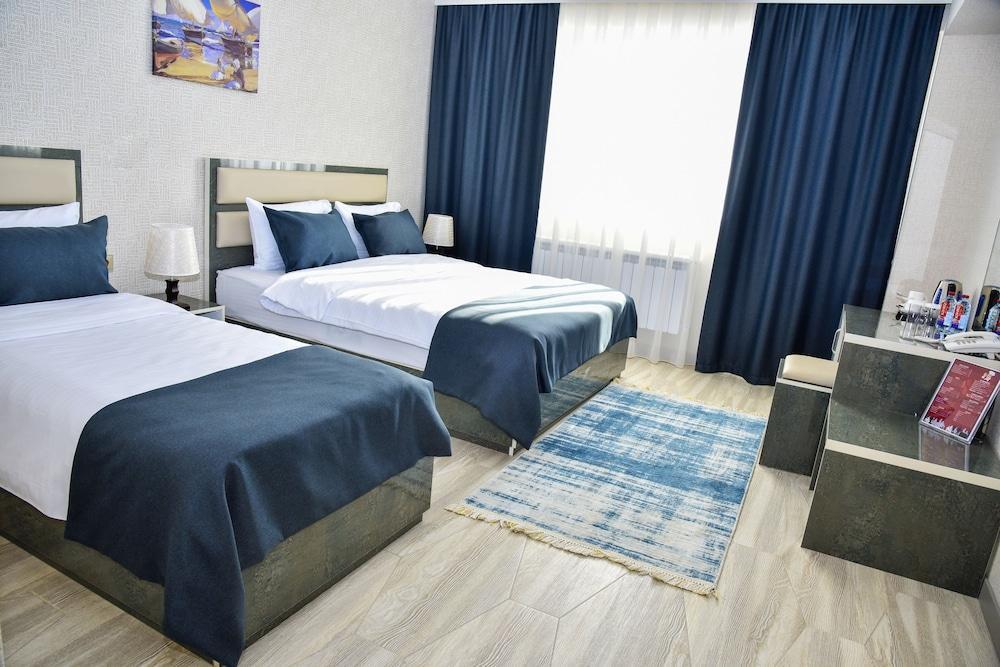 ซูพรีม โฮเต็ล บากู Hotel ภายนอก รูปภาพ