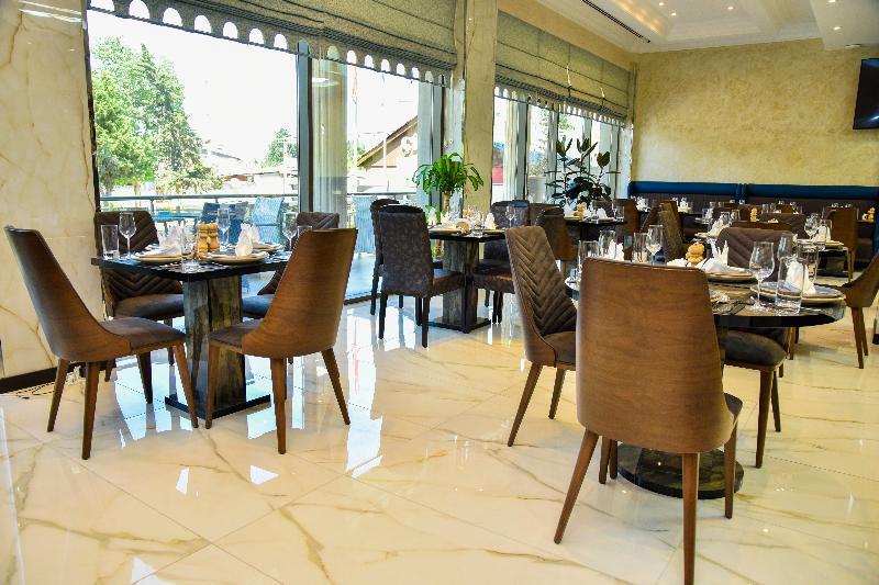 ซูพรีม โฮเต็ล บากู Hotel ภายนอก รูปภาพ