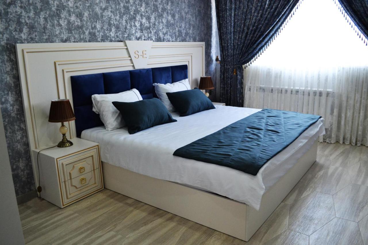 ซูพรีม โฮเต็ล บากู Hotel ภายนอก รูปภาพ